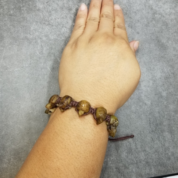 Turtle bracelet carved stone agate bracelet - Picture 2 of 14